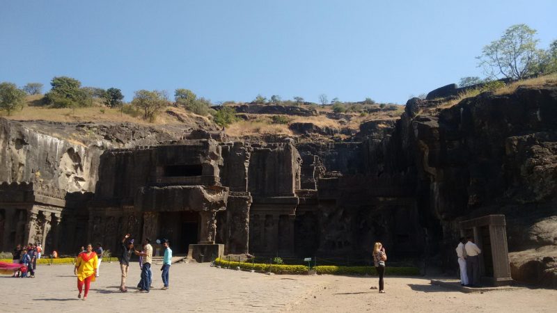 Exploring The Ellora Caves And Kailasha Temple!