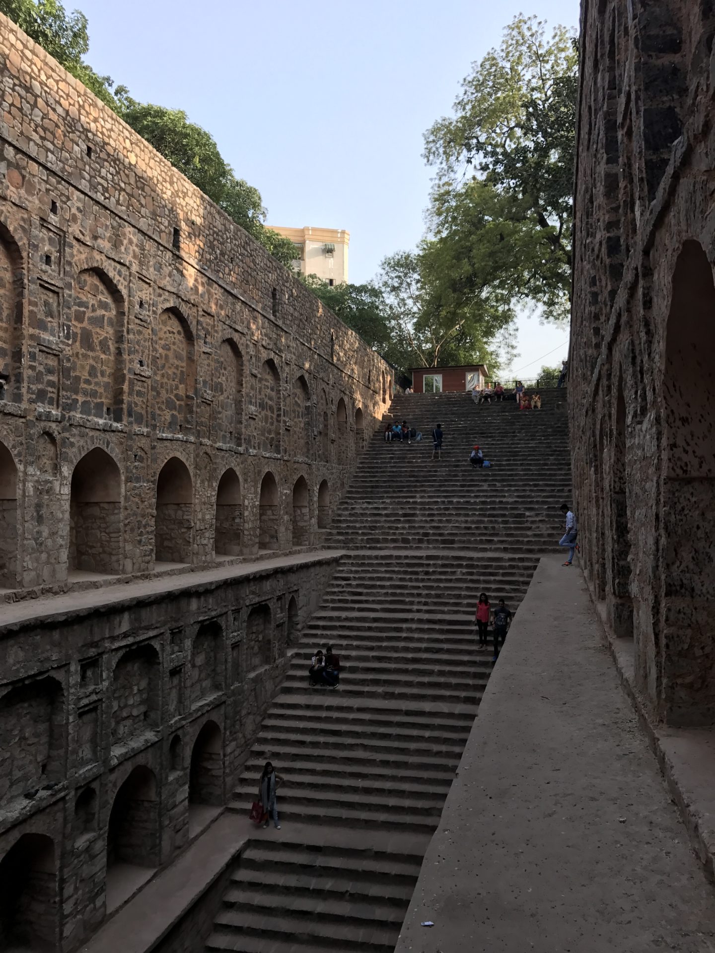 agrasen ki baoli delhi