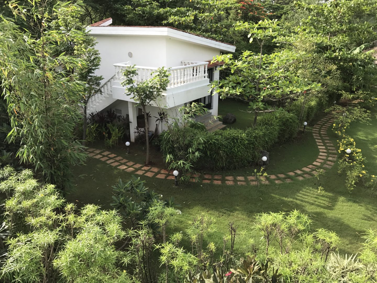 casa de la luna alibaug