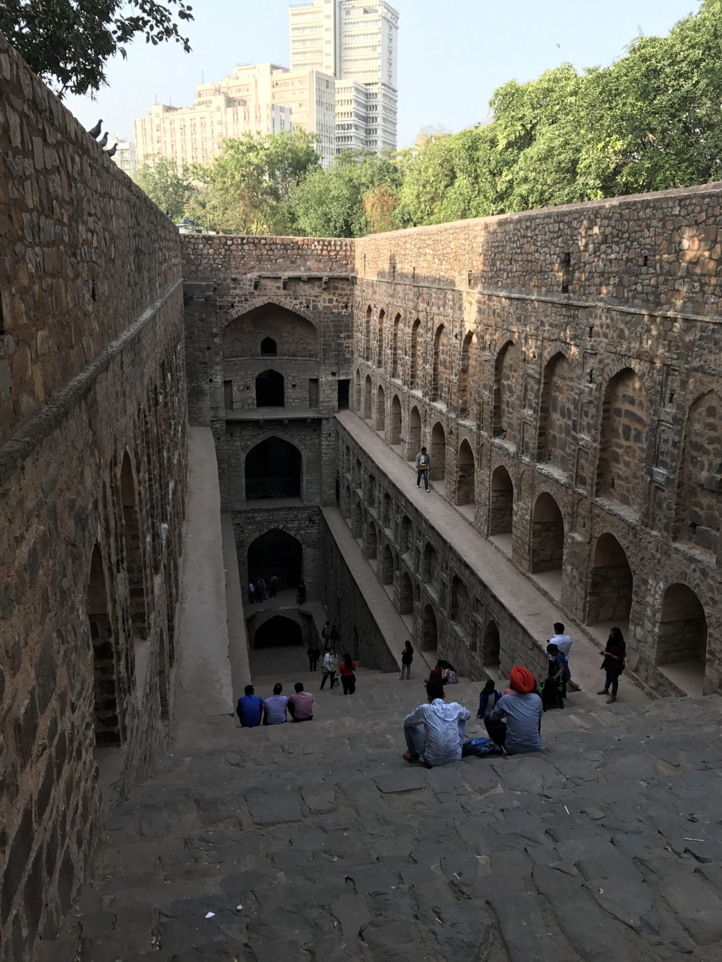 ugrasen ki baoli delhi