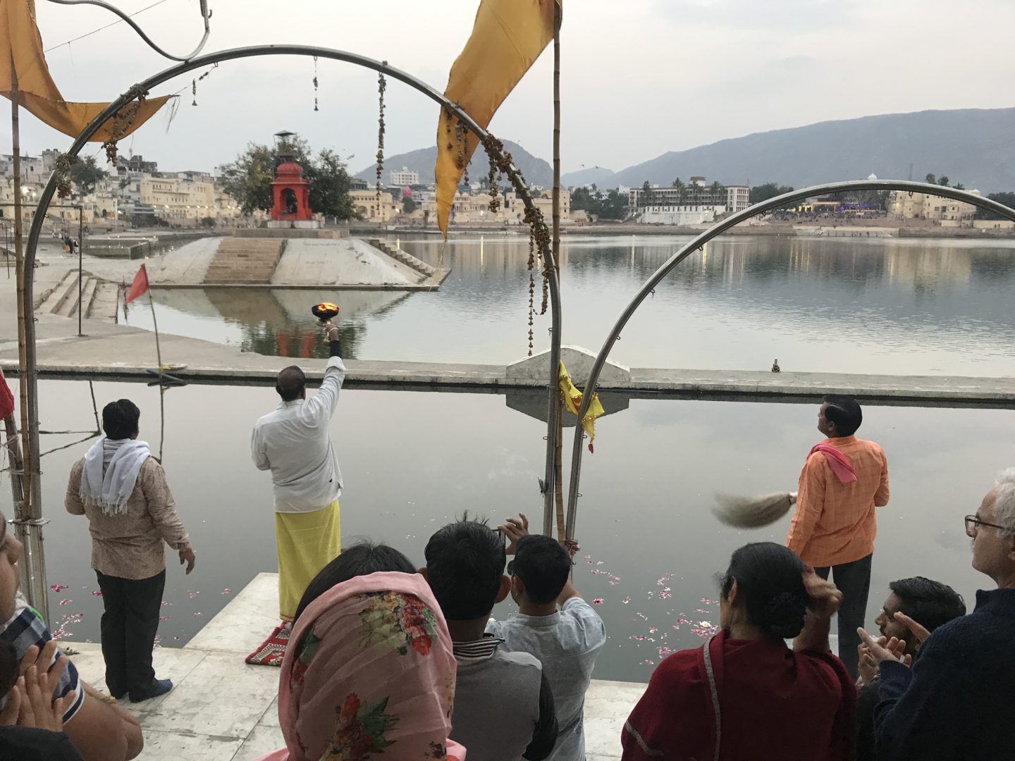 pushkar ghat aarti