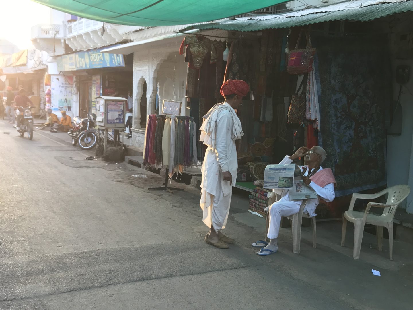 streets of pushkar rajasthan