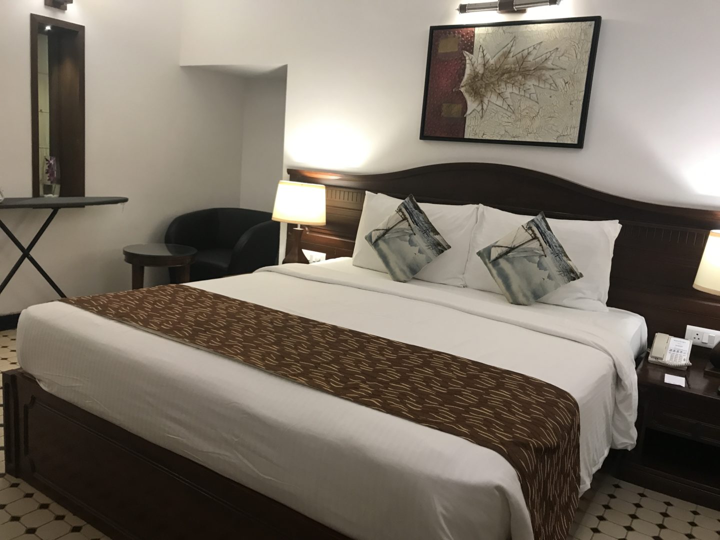 novotel goa luxury room