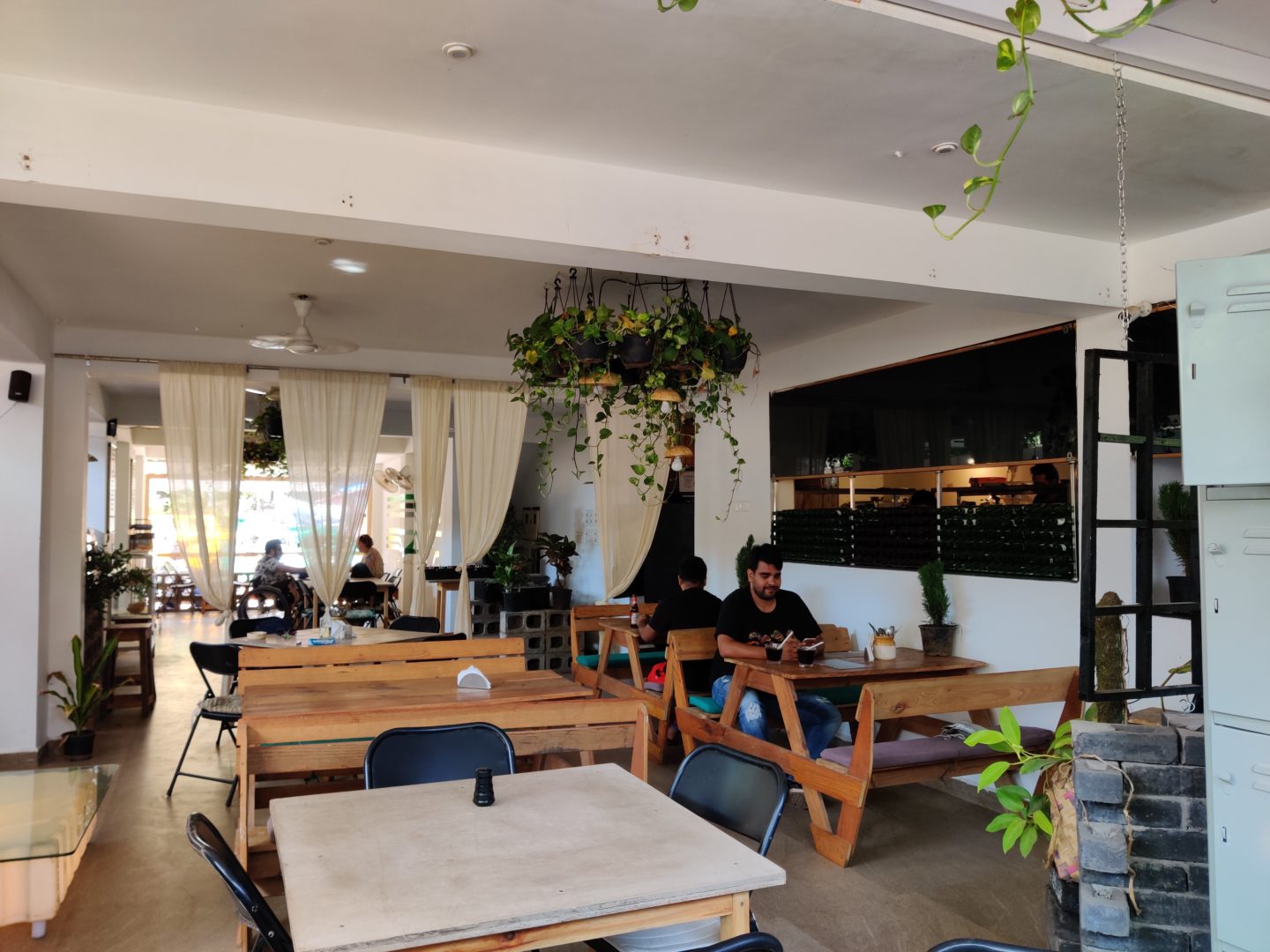 Rasa Bistro, Palolem – A Co-Working Cafe Serving India-Inspired Fare
