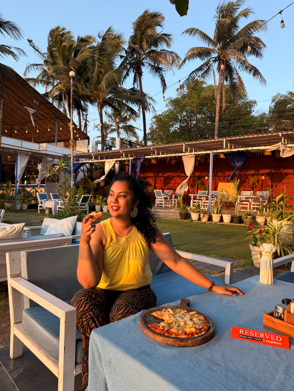 sunset restaurant morjim